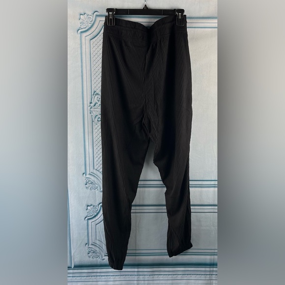 Bebe Size:2X Women Set  ALLOVER Rib Hoodie/ ALLOVER Rib Hoodie Jogger Black - Picture 13 of 15